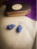 Boucles d'oreilles puces en coquillages naturels violet irisé | Argent 925