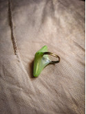 Bague coquillage naturel peint à la main – Argile polymère vert lagon – Bijou artisanal unique
