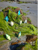 Bague coquillage naturel peint à la main – Argile polymère vert lagon – Bijou artisanal unique