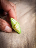 Bague coquillage naturel peint à la main – Argile polymère vert lagon – Bijou artisanal unique