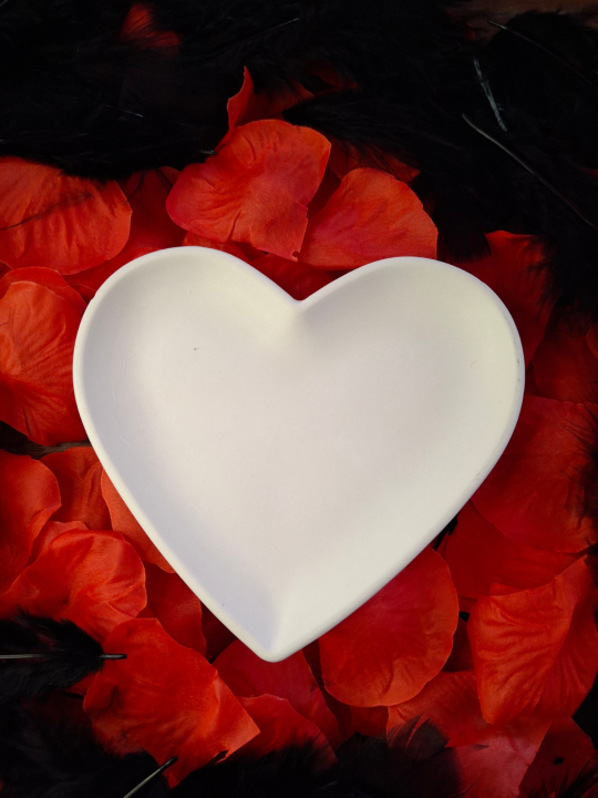 Coeur en plâtre à peindre