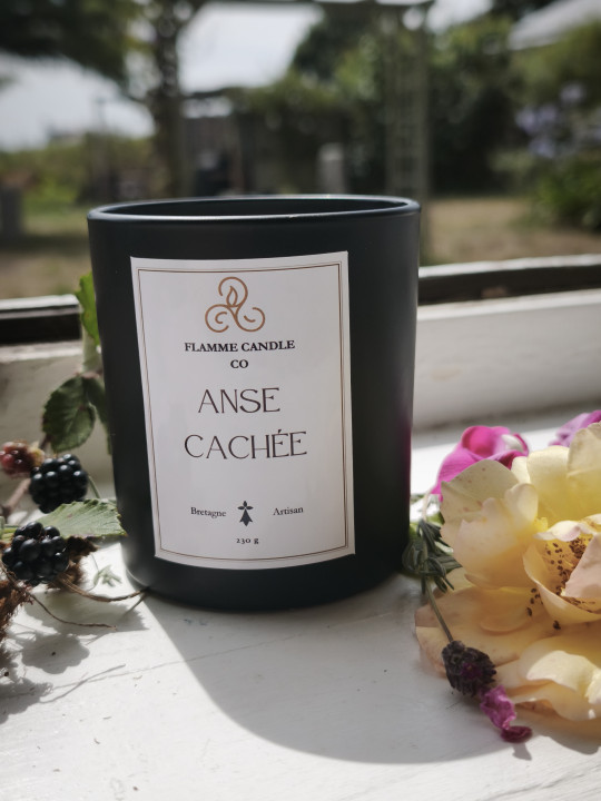 Anse Cachée - Bougie parfumée artisanale fabriquée en Bretagne