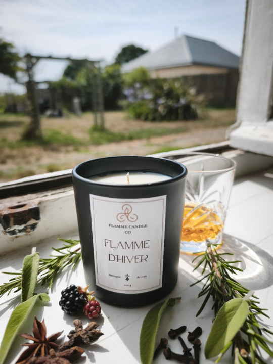Flamme d'Hiver - Bougie parfumée artisanale fabriquée en Bretagne