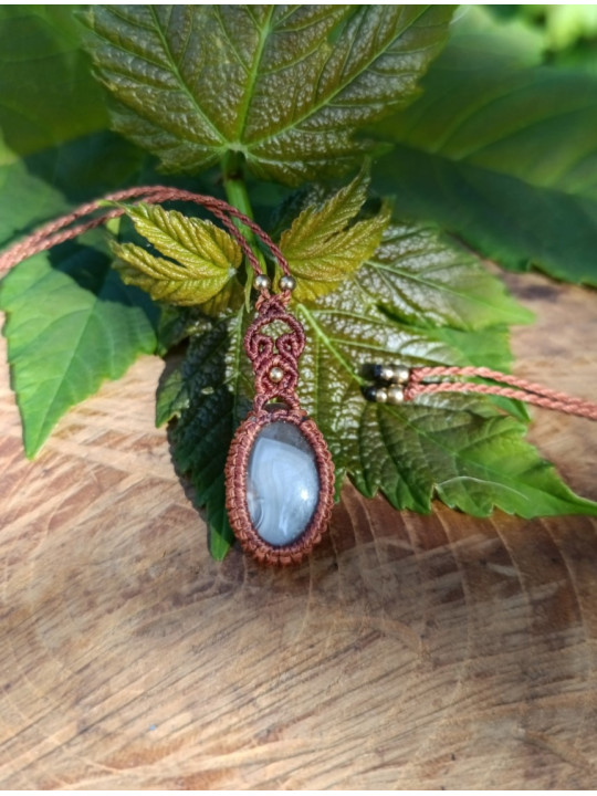 collier micromacramé pierre agate