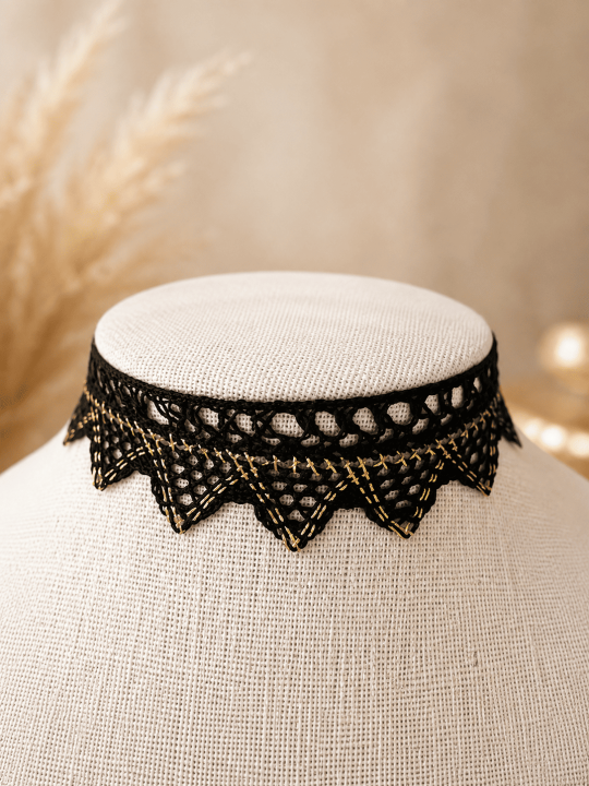 Offrez-vous un bijou raffiné qui allie authenticité, charme vintage et élégance contemporaine