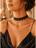 Offrez-vous un bijou raffiné qui allie authenticité, charme vintage et élégance contemporaine