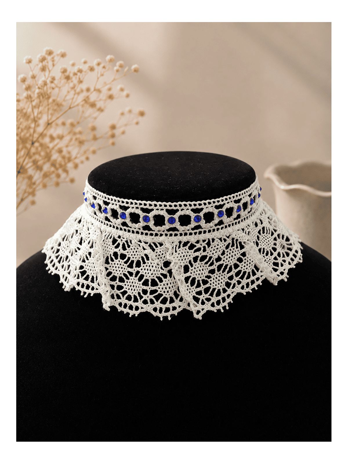 Collier Ras-de-Cou Dentelle Blanche et strass bleus Choker Romantique Femme