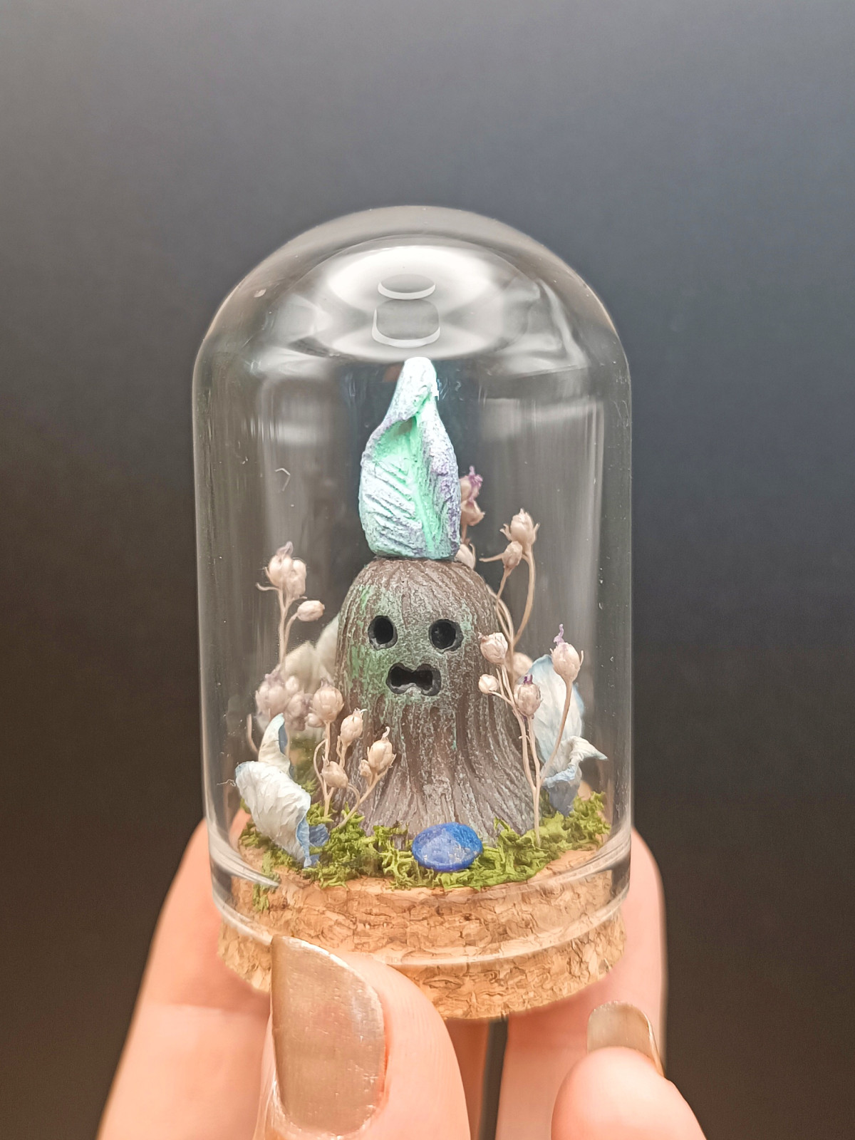 Mini monde sous cloche ~ Gardien bleu