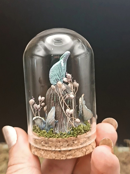 Mini monde sous cloche ~ Gardien bleu