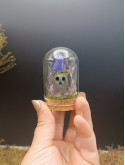 Mini monde sous cloche ~ Gardien violet