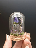 Mini monde sous cloche ~ Gardien violet