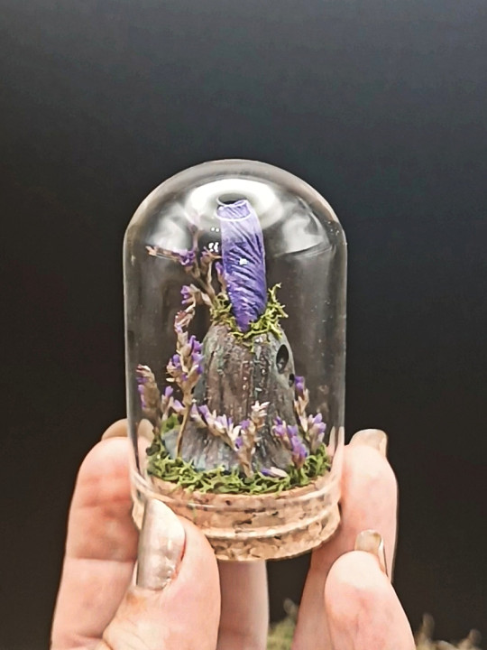 Mini monde sous cloche ~ Gardien violet