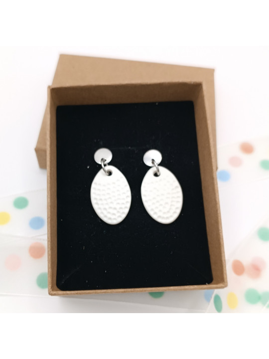 Boucles d'oreilles en porcelaine texturée 