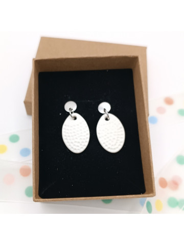 Boucles d'oreilles en porcelaine texturée 