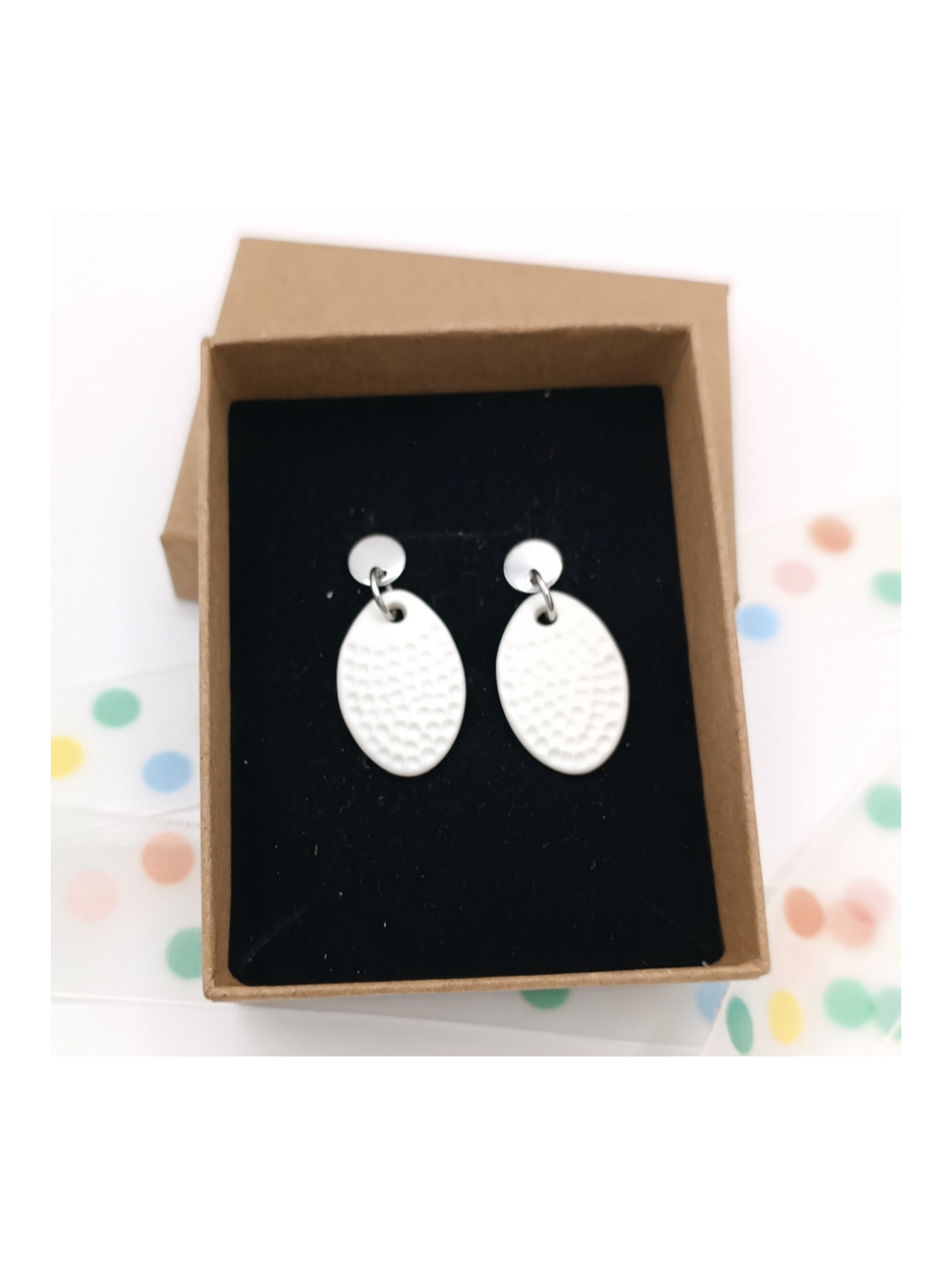 Boucles d'oreilles en porcelaine texturée 