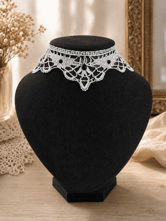 Collier en dentelle blanche vintage romantique et bohème chic