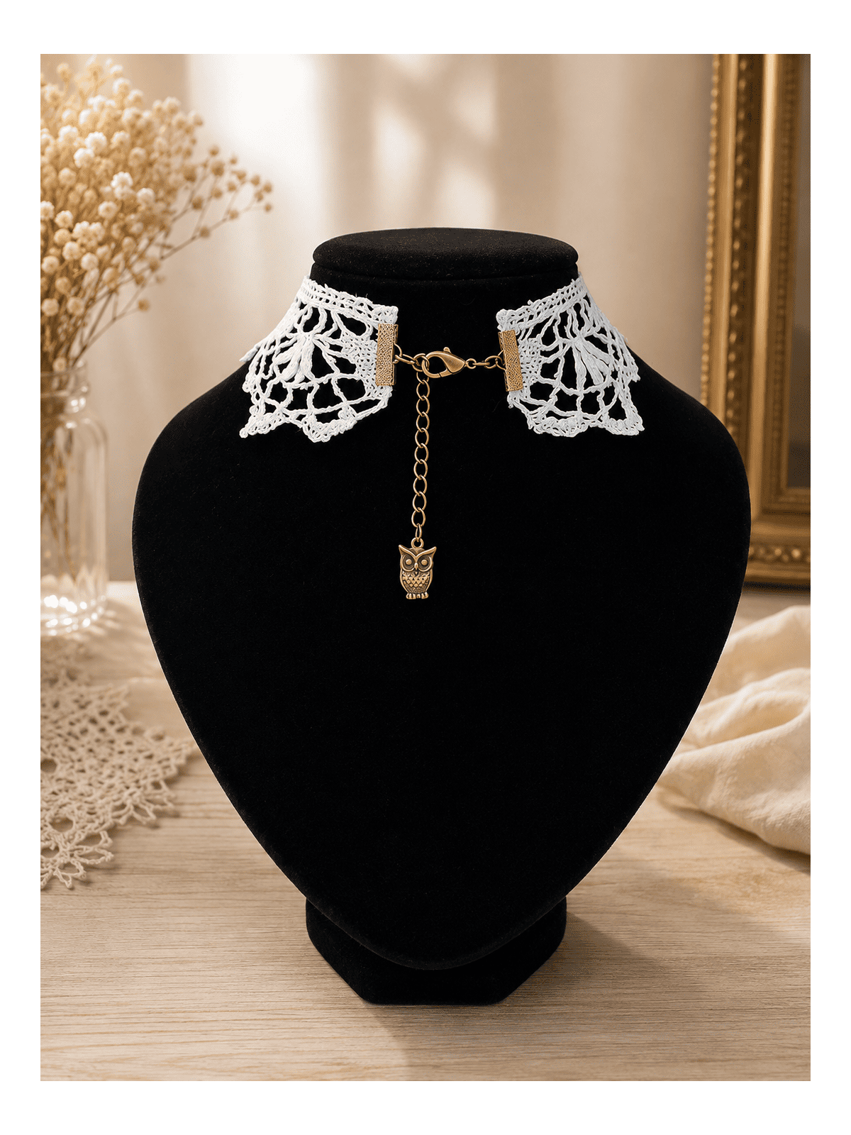 Collier en dentelle blanche vintage romantique et bohème chic