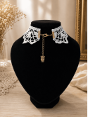 Collier en dentelle blanche vintage romantique et bohème chic