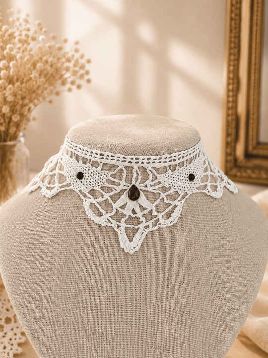 Collier en dentelle blanche vintage romantique et bohème chic