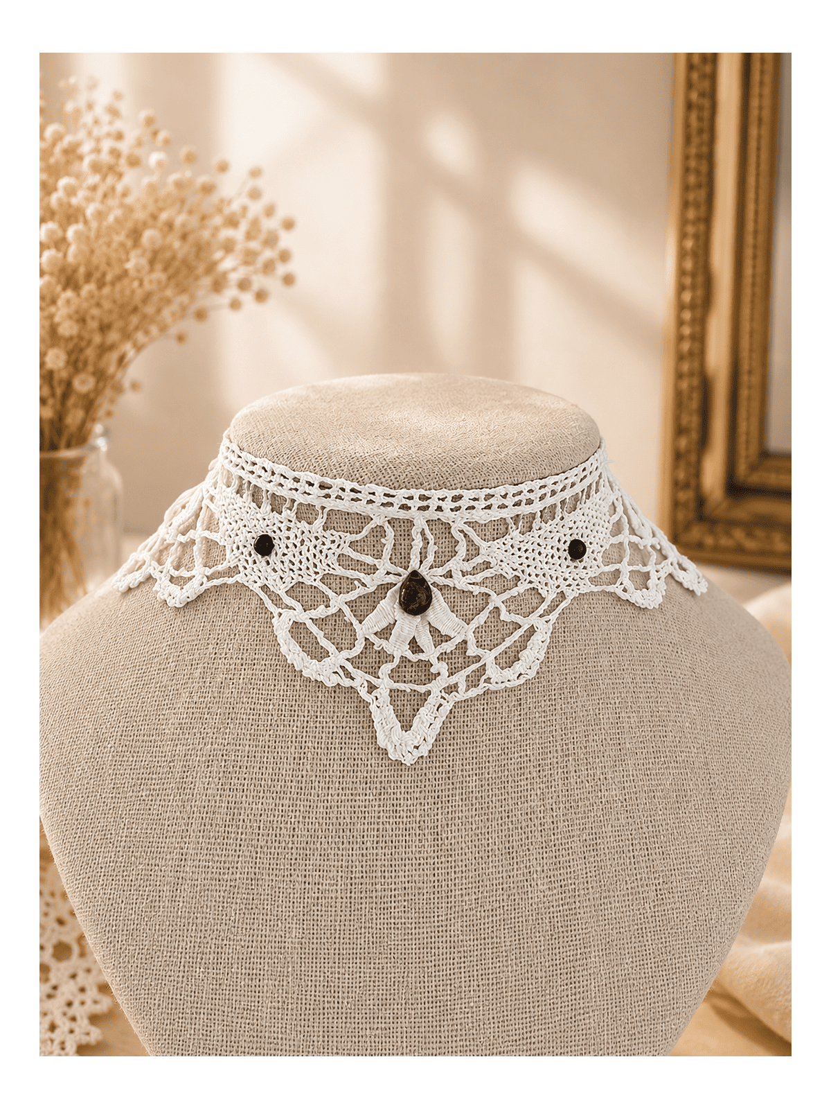 Collier en dentelle blanche vintage romantique et bohème chic