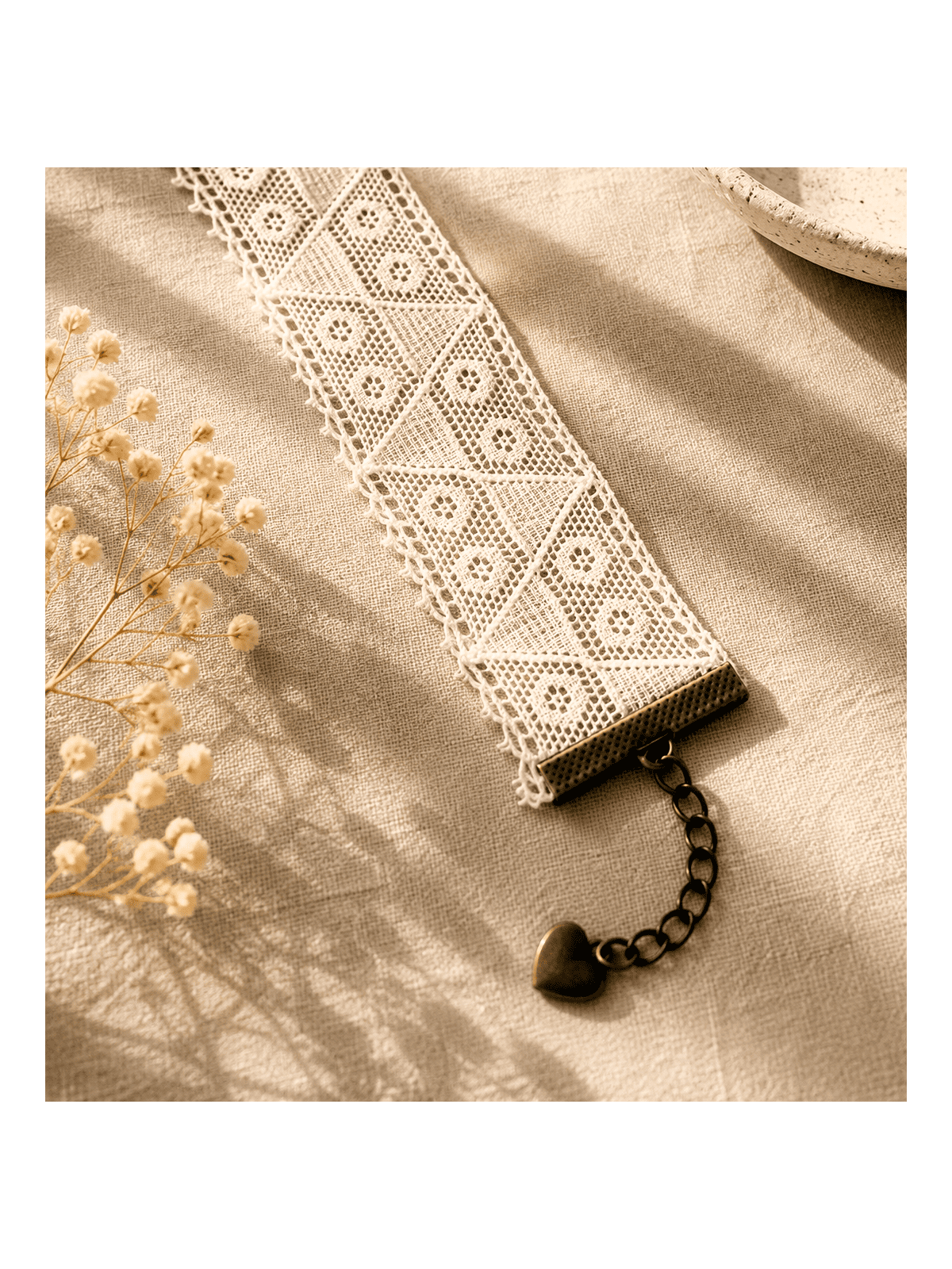 Bracelet manchette dentelle en dentelle écrue Vintage romantique et chic