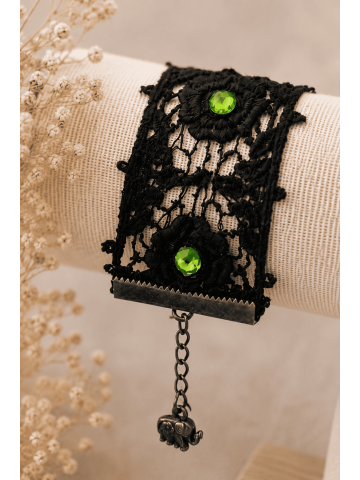 Bracelet manchette en dentelle noire glamour et strass verts lumineux