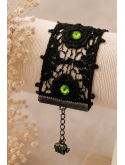 Bracelet manchette en dentelle noire glamour et strass verts lumineux