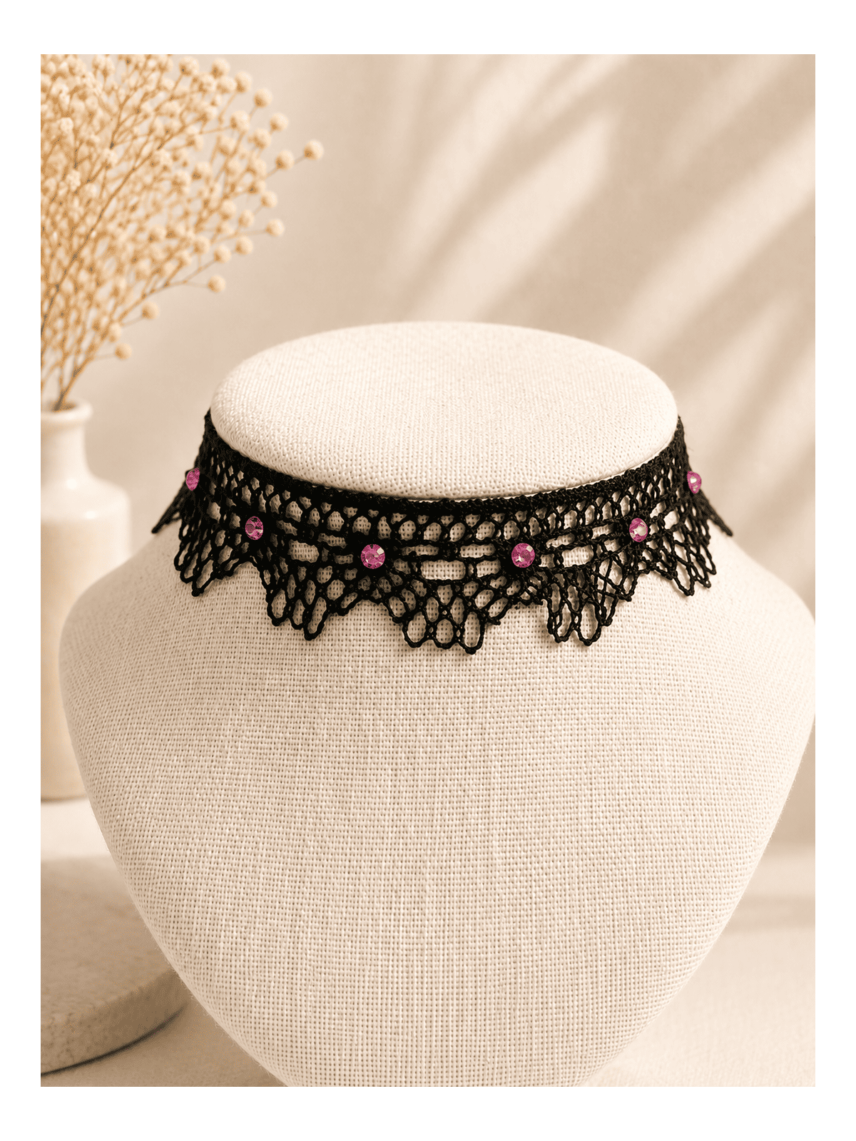 Collier ras-de-cou dentelle noire et strass rose fuchsia antique lace