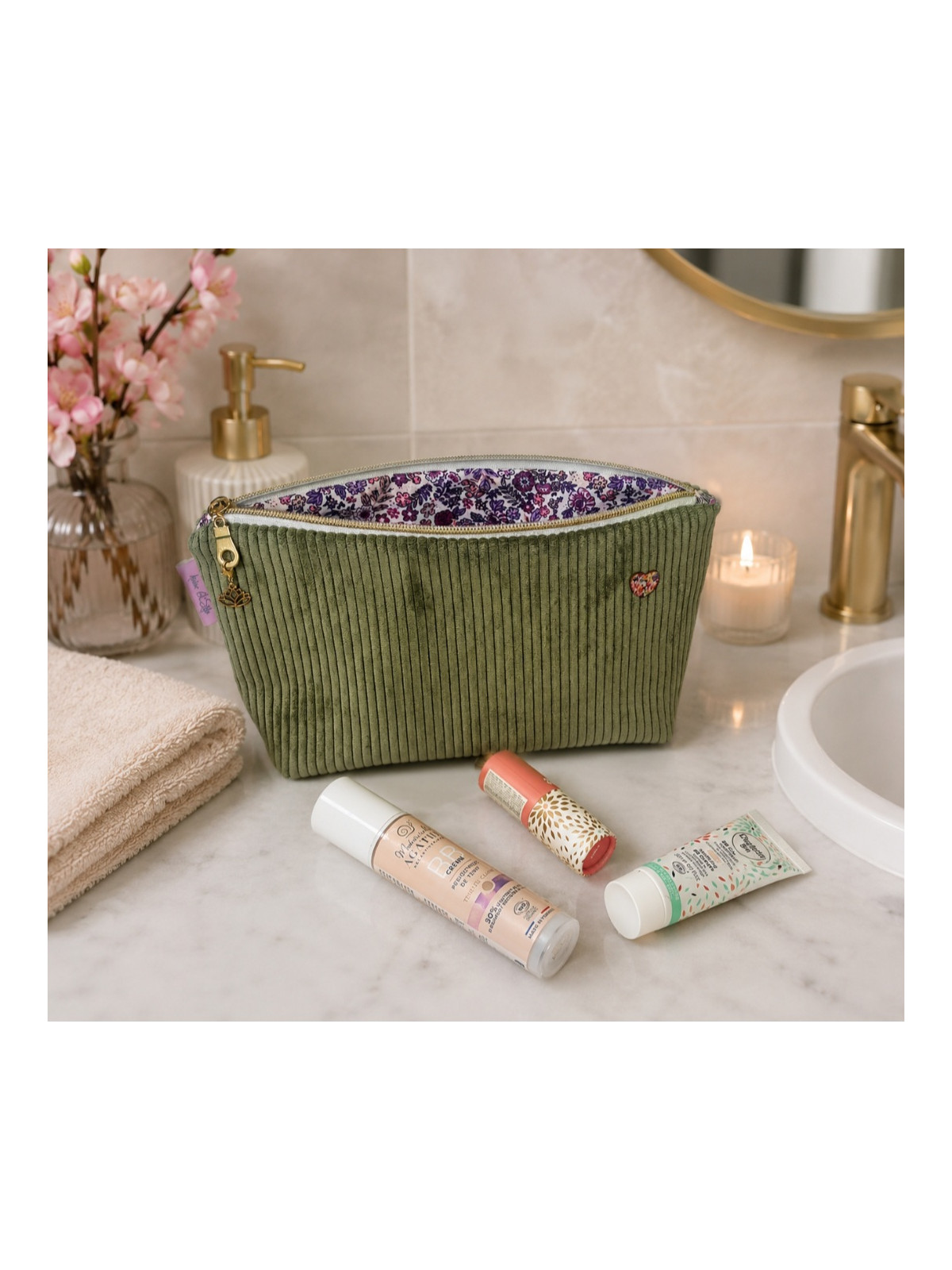 Grande trousse en velours côtelé vert