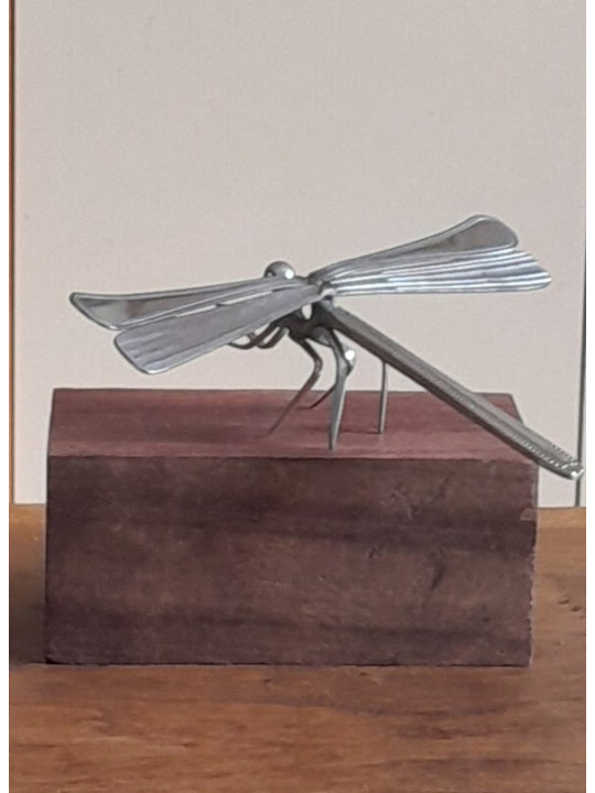 sculpture métal, libellule 