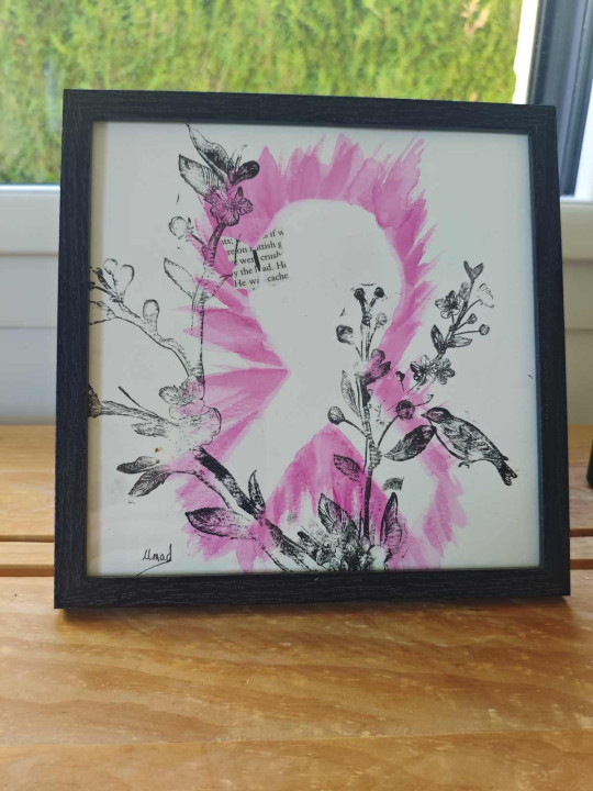 Cadre Octobre Rose – Espoir en fleurs – Aquarelle et tampons