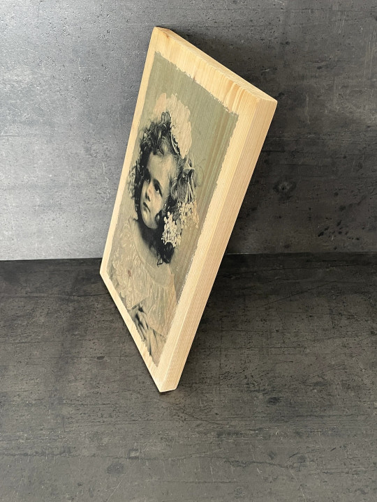 Photo sur bois fillette romantique victorienne 20x30cm