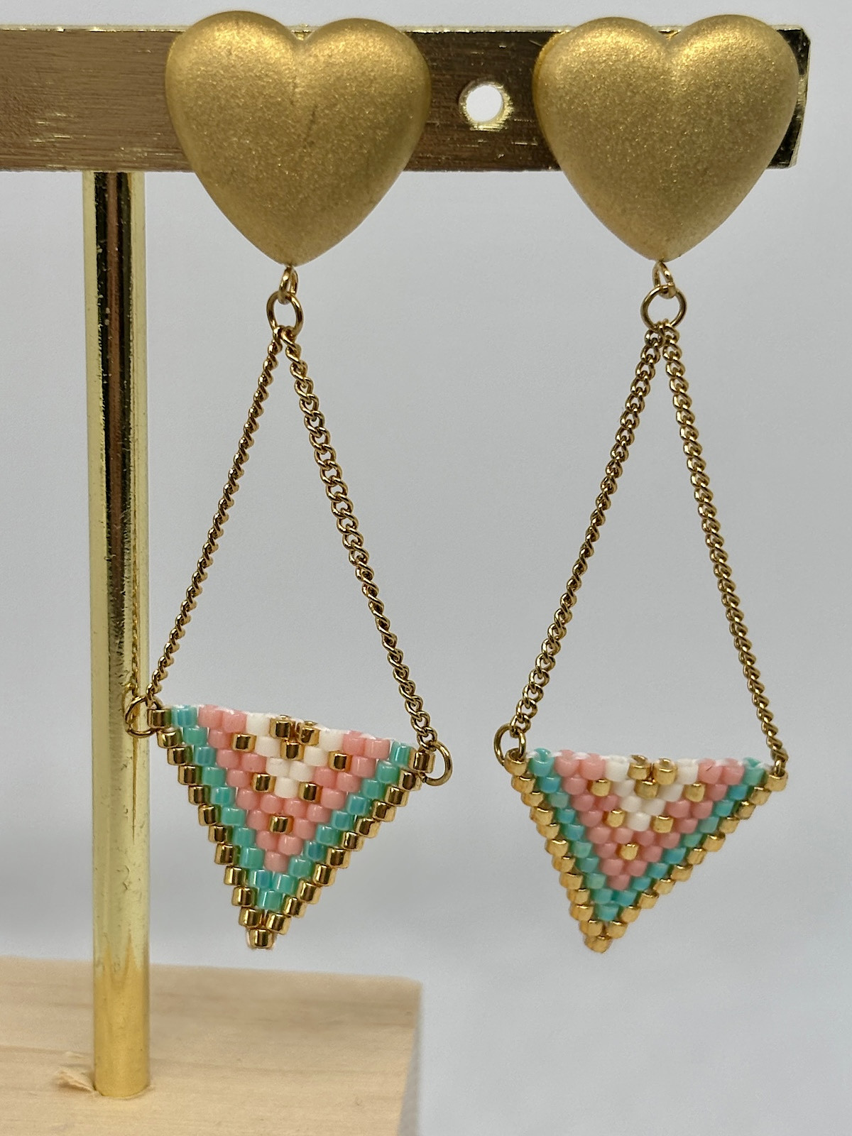 Boucles d'oreilles cœur et triangle en perles Miyuki