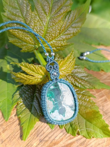 collier micromacramé pierre chrysocolle