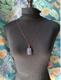 collier micromacramé pierre rubis kyanite
