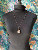collier micromacramé pierre agate fossile
