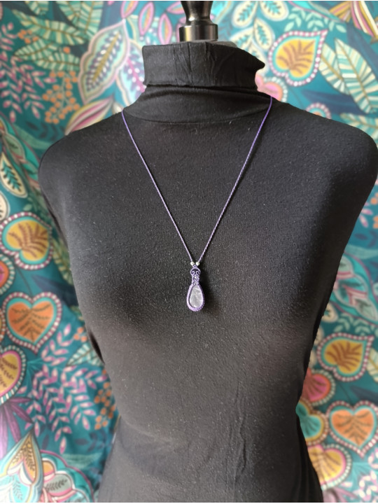 collier micromacramé pierre quartz rose