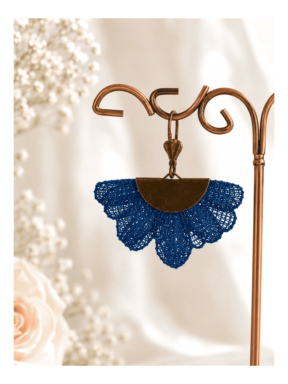 Boucles d’oreilles fleur bleue bohème chic – Bijoux romantiques légers