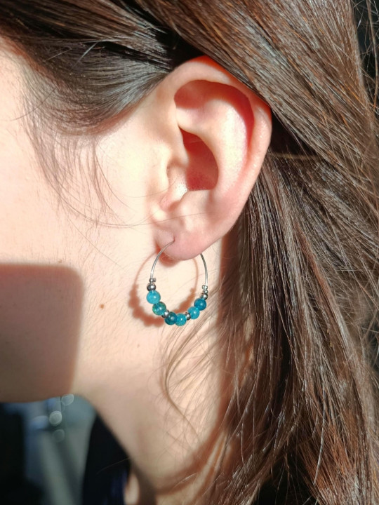 Boucles d'oreilles créoles en acier inoxydable et pierres naturelles 