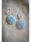 Boucles d’oreilles pistache en argile polymère et argent sterling