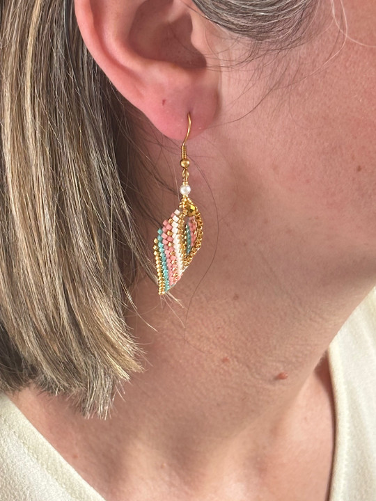 Boucles d'oreilles gouttes tissées en perles Miyuki