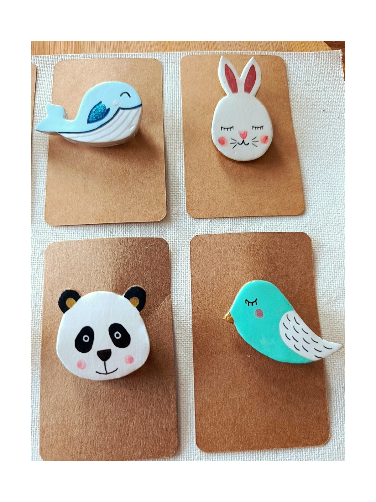 Broches animaux en argile 