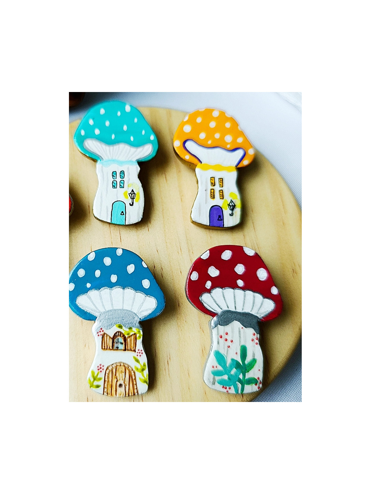 broche champignon peint à la main