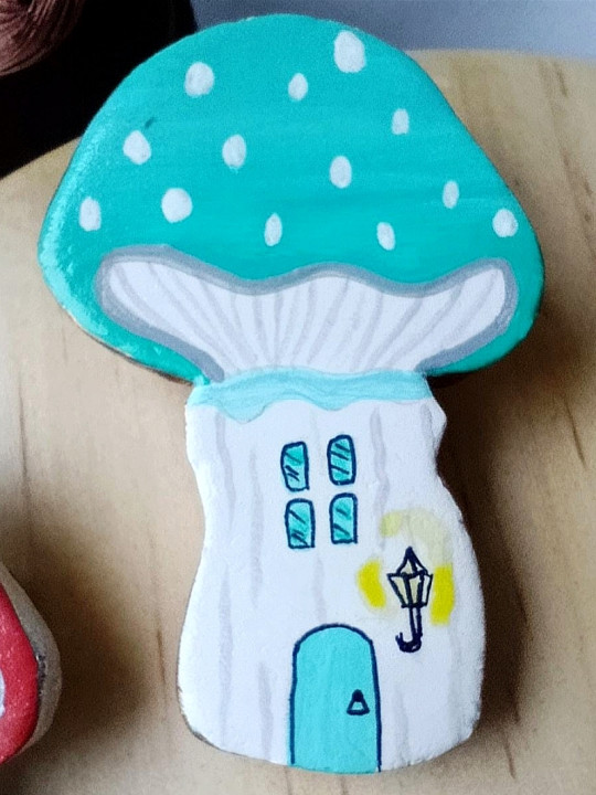 broche champignon peint à la main