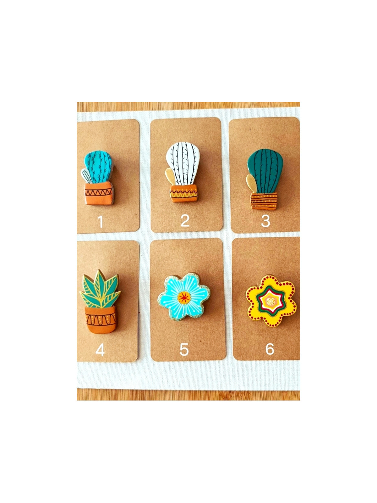 Broche fleur et cactus