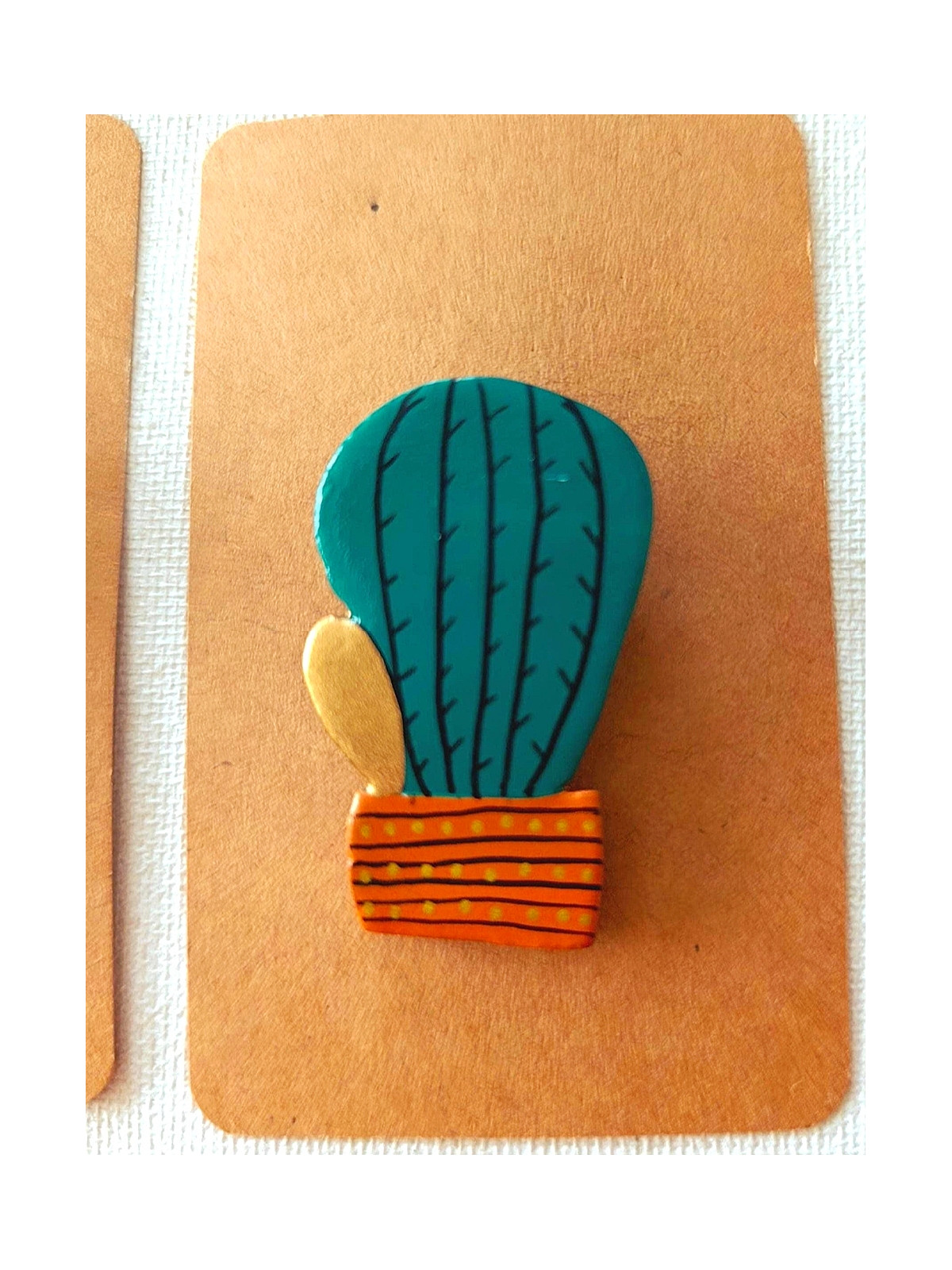 Broche fleur et cactus